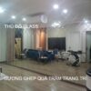 Gương ghép quả trám trang trí phòng khách tại Hà Nội